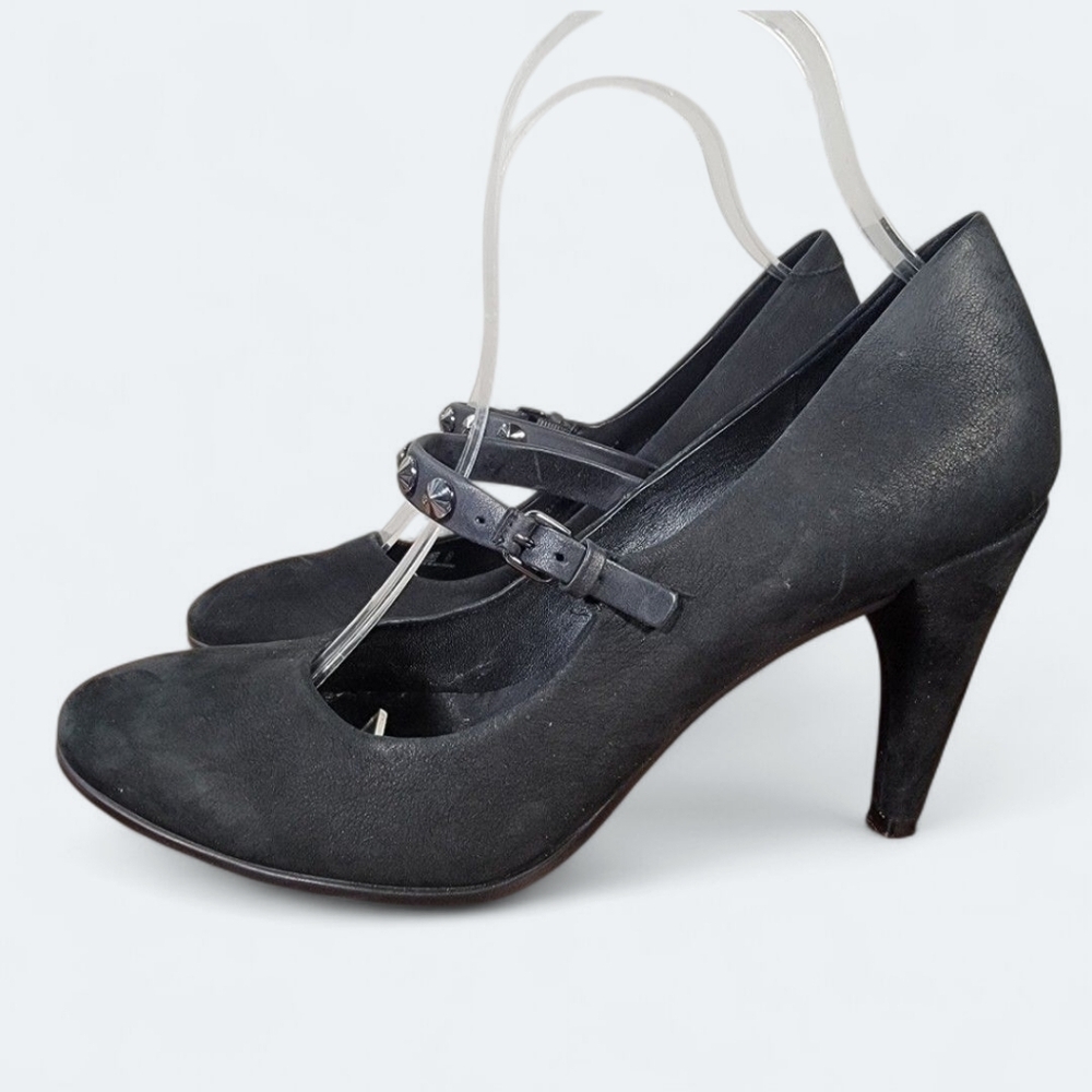 Ecco Black Women's Heels with Studs on cross straps Size 39